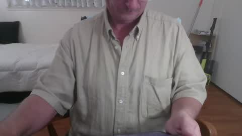 Snapshot of michaelbently chatting on 2, 2, 2025 michaelbently online show from 2, 2, 2025