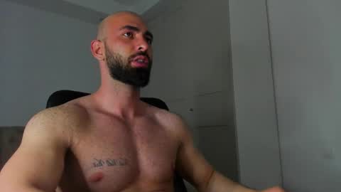 MichaelEvansx online show from 30, 4, 2026