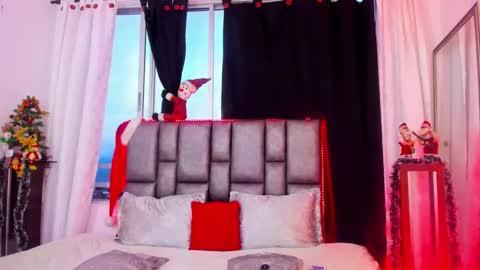 Michael  Contenido explcito online show from 31, 12, 2024