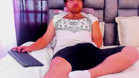 Michael  Contenido explcito online show from 2, 2, 2025