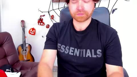 Michael  Contenido explcito online show from 17, 10, 2025