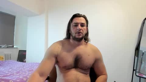 Snapshot of michaelragnar90 chatting on 15, 12, 2025 michaelragnar90 online show from 15, 12, 2025