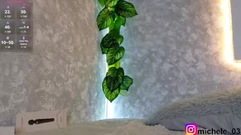 Snapshot of michele_rooss00 chatting on 27, 11, 2025 melannie follow my new page online show from 27, 11, 2025