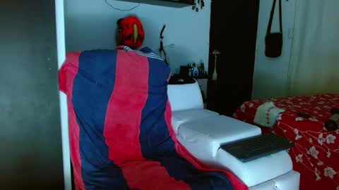 michell_myers online show from 15, 2, 2025