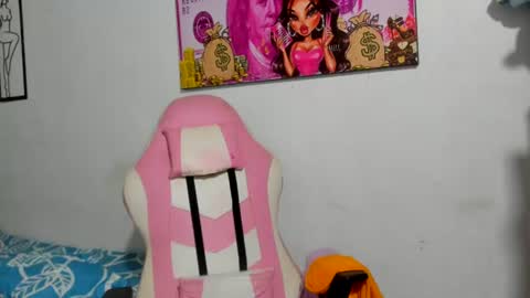 Snapshot of michell_smiths chatting on 19, 7, 2026 michell_smiths online show from 19, 7, 2026