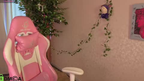 Michelle online show from 10, 5, 2026