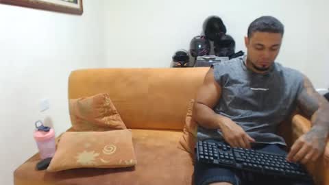 michelle_allen0104 online show from 24, 2, 2025