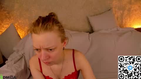 Snapshot of michelle_blond chatting on 17, 3, 2026 michelle_blond online show from 17, 3, 2026