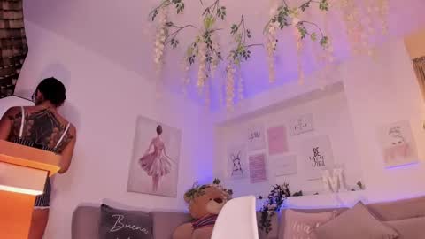 Snapshot of michelle_se chatting on 12, 1, 2025 Michelle online show from 12, 1, 2025