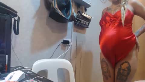 michelle_ux online show from 6, 10, 2025