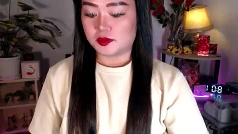 Michelle online show from 26, 10, 2025