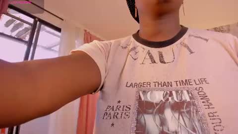 michellepreston_ online show from 15, 7, 2026