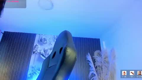 michellepreston_ online show from 28, 7, 2026