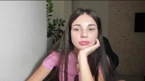 Michellee online show from 22, 7, 2026