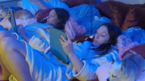 Mickey online show from 16, 2, 2025