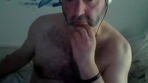 Snapshot of midhir chatting on 3, 2, 2025 kike online show from 3, 2, 2025