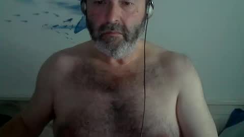 Snapshot of midhir chatting on 15, 2, 2025 kike online show from 15, 2, 2025