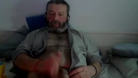 Snapshot of midhir chatting on 1, 3, 2025 kike online show from 1, 3, 2025