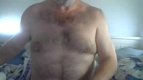 Snapshot of midhir chatting on 16, 9, 2025 kike online show from 16, 9, 2025