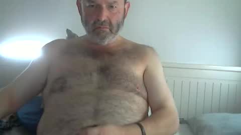 Snapshot of midhir chatting on 24, 9, 2025 kike online show from 24, 9, 2025