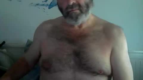 Snapshot of midhir chatting on 13, 10, 2025 kike online show from 13, 10, 2025