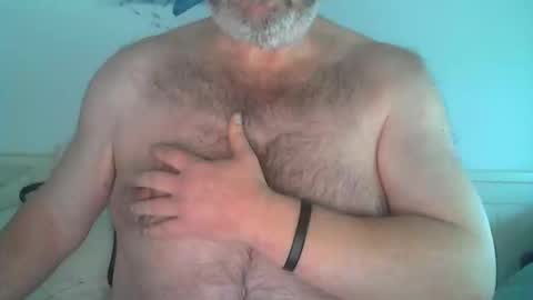 Snapshot of midhir chatting on 8, 3, 2026 kike online show from 8, 3, 2026