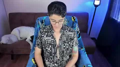 Blue online show from 4, 3, 2026