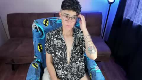 Blue online show from 18, 5, 2026