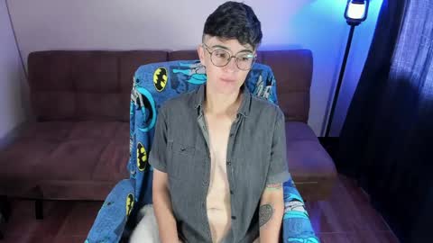 Blue online show from 19, 5, 2026