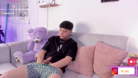 Snapshot of midnighttouch_21 chatting on 27, 11, 2025 Mishel Jacob online show from 27, 11, 2025