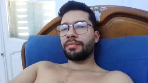 Snapshot of midoumas1 chatting on 2, 2, 2025 Sam online show from 2, 2, 2025