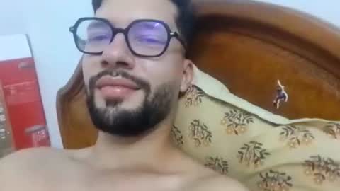 Snapshot of midoumas1 chatting on 16, 9, 2025 Sam online show from 16, 9, 2025