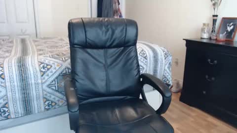 MidsummerNightsDream online show from 4, 3, 2025