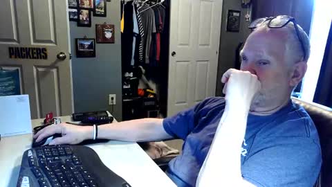 midwestdad09 online show from 29, 4, 2026