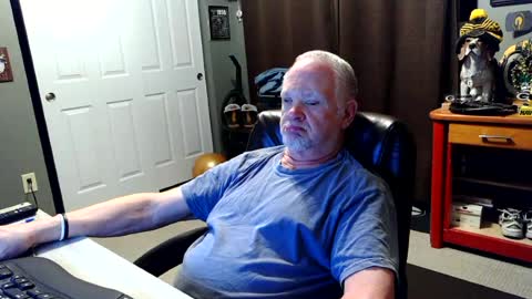 midwestdad09 online show from 22, 6, 2026