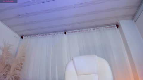 miel_gomez online show from 7, 2, 2025