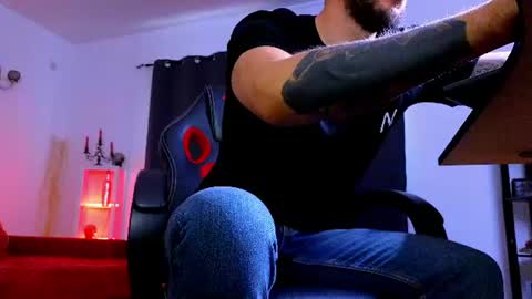 MightyAaron online show from 6, 7, 2026