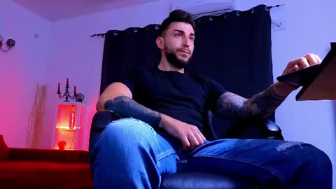MightyAaron online show from 9, 7, 2026