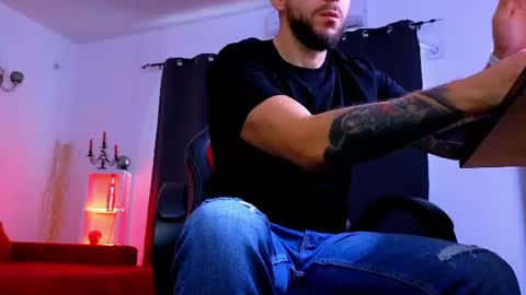 MightyAaron online show from 12, 7, 2026