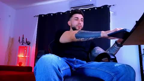 MightyAaron online show from 16, 7, 2026
