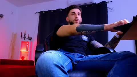 MightyAaron online show from 17, 7, 2026