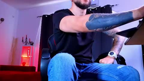 MightyAaron online show from 18, 7, 2026
