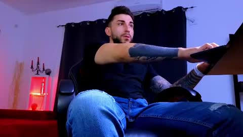 MightyAaron online show from 23, 7, 2026