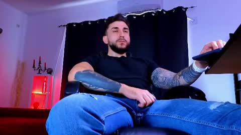 MightyAaron online show from 25, 7, 2026