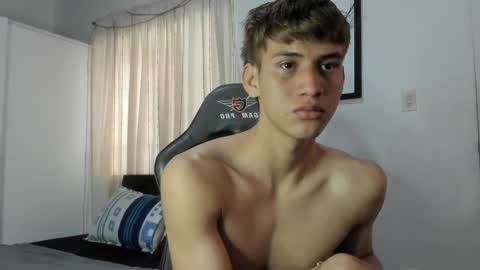 Snapshot of miguel_hz chatting on 26, 2, 2025 Miguel Hernandez online show from 26, 2, 2025