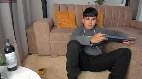 Snapshot of miguel_turqueza chatting on 18, 5, 2026 miguel_turqueza online show from 18, 5, 2026