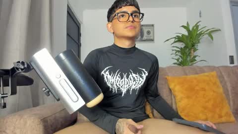 Snapshot of miguel_turqueza chatting on 22, 5, 2026 miguel_turqueza online show from 22, 5, 2026