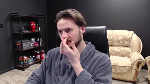 Misha Winchester online show from 3, 2, 2025