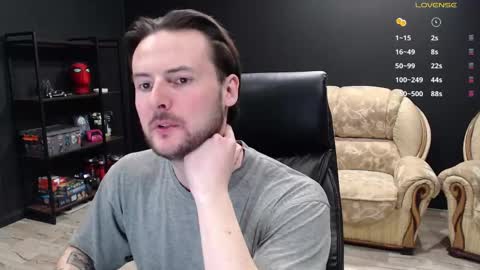 Misha Winchester online show from 4, 3, 2025