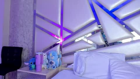 MIA 3 online show from 7, 10, 2025